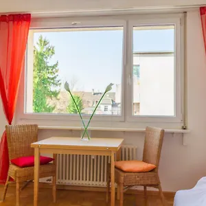 Apartment Am Rhein